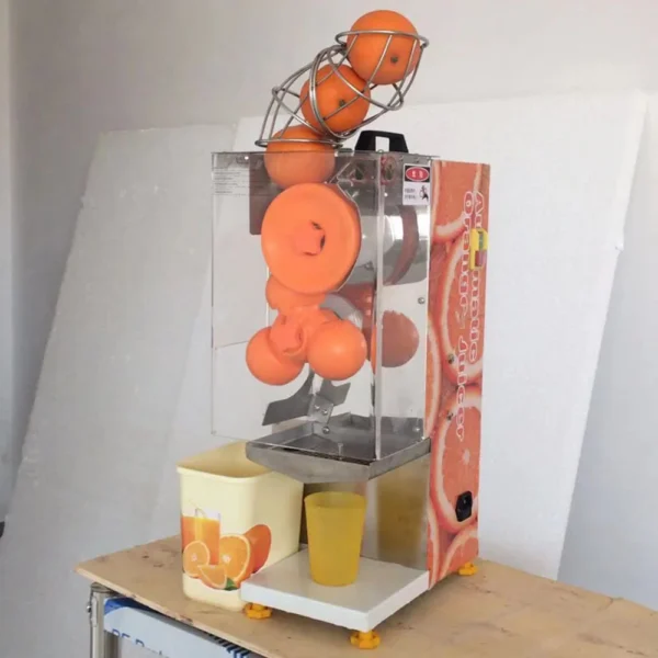 ⁦Portable Electric Fruit Juicer Machine Extractor Wireless Citrus Orange Squeezer Fresh Juice Blender Food Processor⁩ - الصورة ⁦6⁩